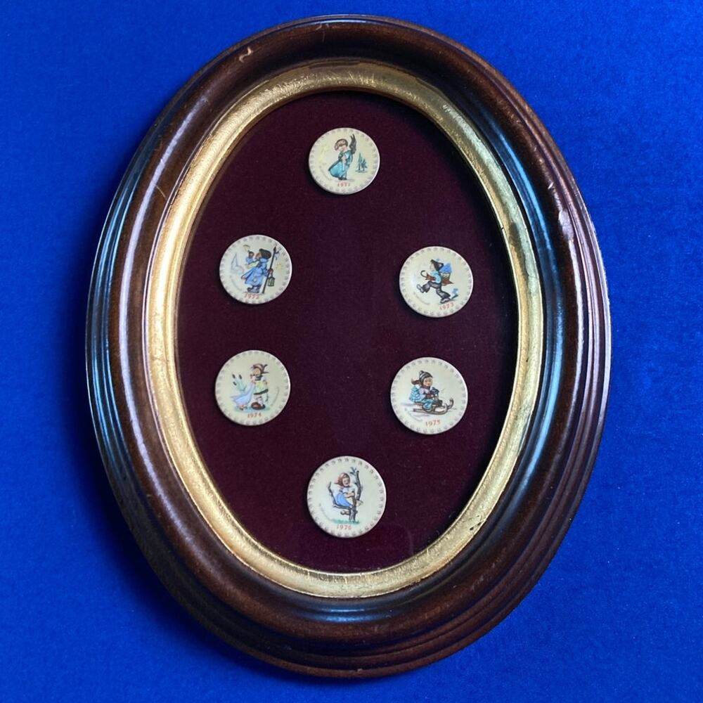 M.I. Hummel Miniature Annual Collector Plates 1" with Frame 1971-1976 "READ"